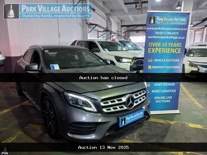 2019 MERCEDES-BENZ GLA 200 AT (ODO : 104090)