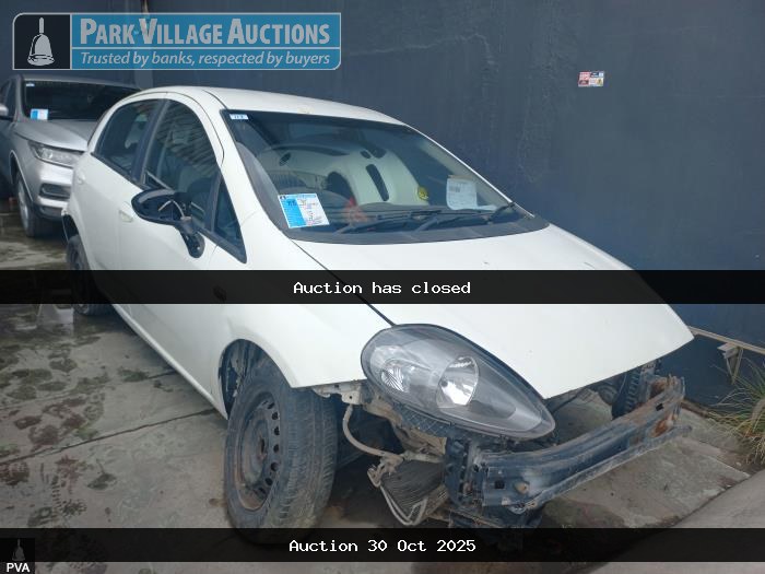 2013 FIAT PUNTO 1.4 EASY 5DR (ODO : 1)