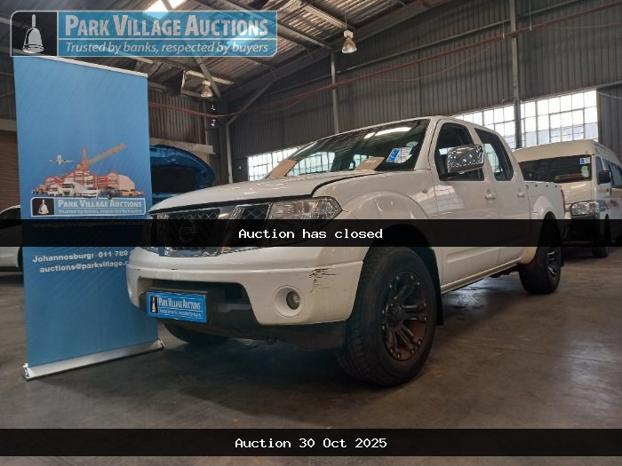 2015 NISSAN NAVARA 2.5 DCI XE PU DC (ODO : 132381)