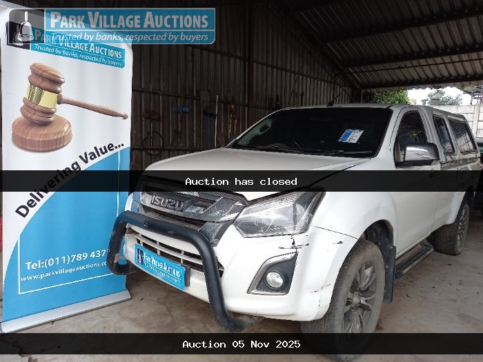 2018 ISUZU KB 300 D TEQ LX (ODO : 158575)