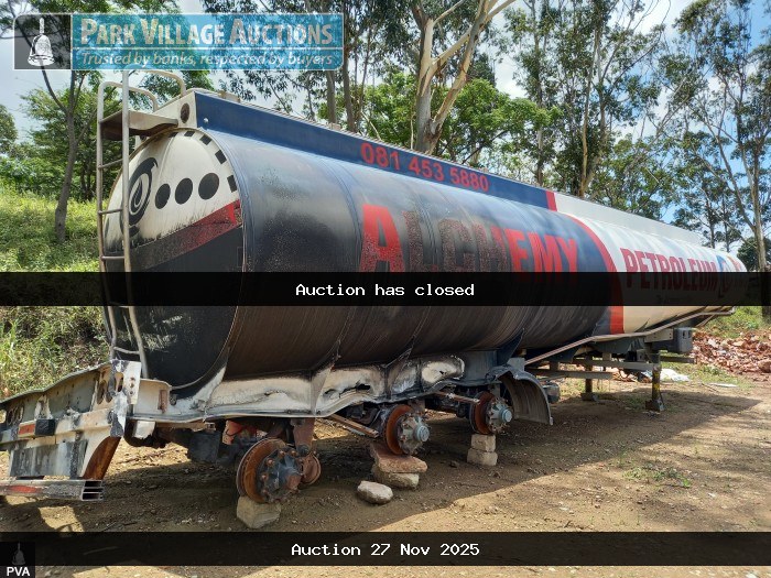 2015 GRW ENGINEERING FUEL TANKER TRAILER