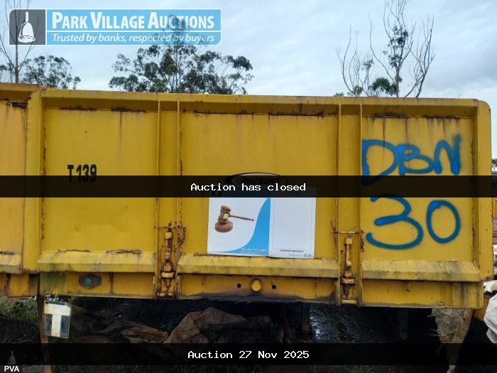 2011 SA TRUCK BODIES TRI-AXLE FLAT DECK TRAILER
