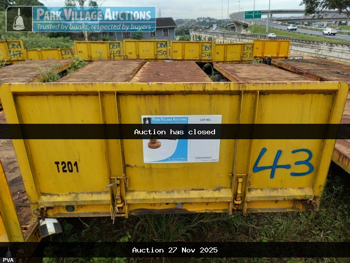 2015 SA TRUCK BODIES TRI-AXLE FLAT DECK TRAILER