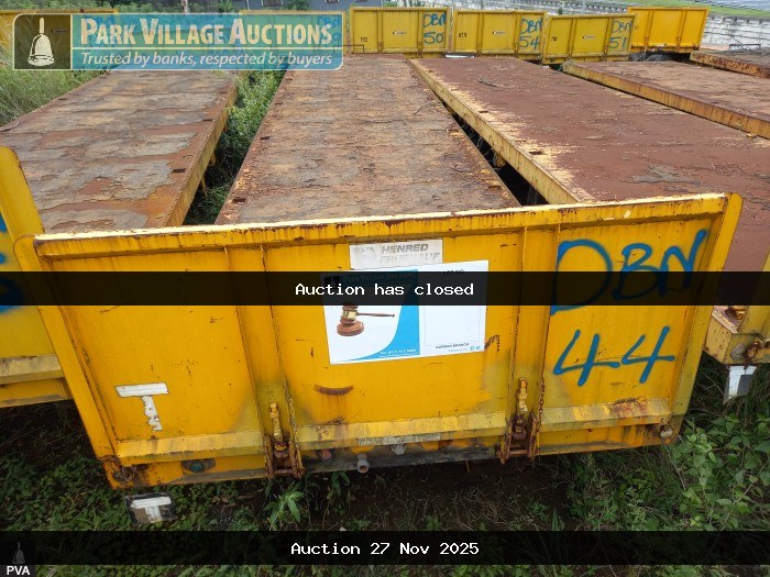 2016 SA TRUCK BODIES TRI-AXLE FLAT DECK TRAILER