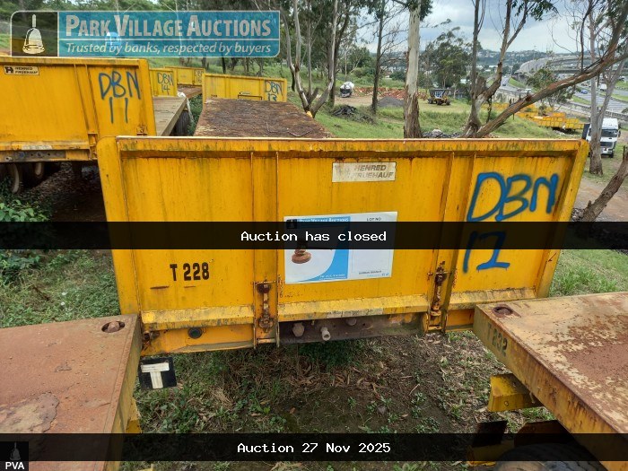 2016 SA TRUCK BODIES TRI-AXLE FLAT DECK TRAILER
