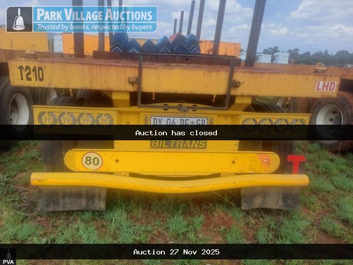 2015 SA TRUCK BODIES TRI-AXLE FLAT DECK TRAILER