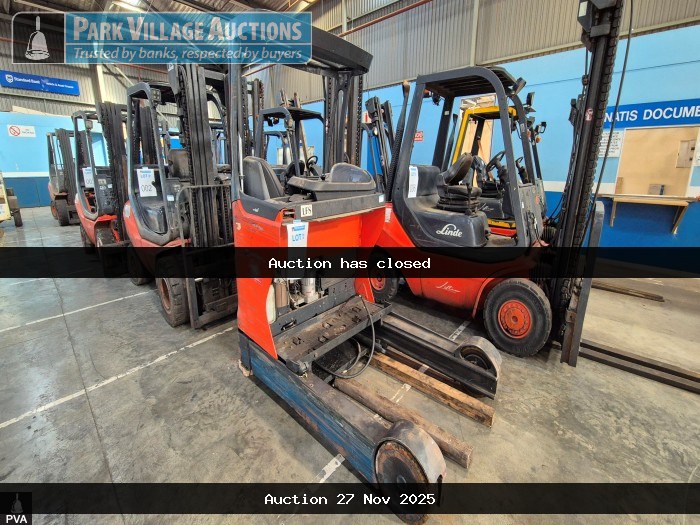 2016 LINDE ELECTRIC REACH FORKLIFT