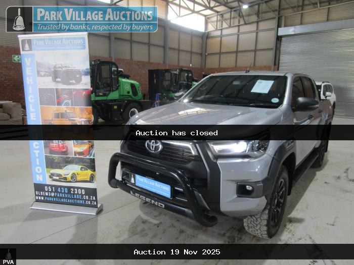 2021 TOYOTA HILUX 2.8 GD-6 RB LEGEND AT PU DC (ODO : 105672)