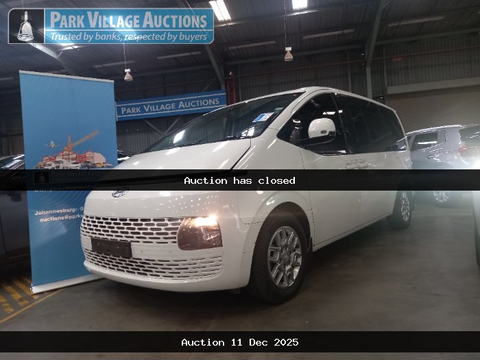 2023 HYUNDAI STARIA 2.2D EXECUTIVE AT 11 SEAT (ODO : 95075)
