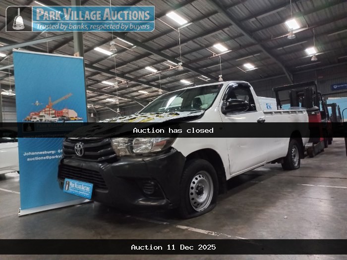 2021 TOYOTA HILUX 2.4 GD S AC PU SC (ODO : 76152)