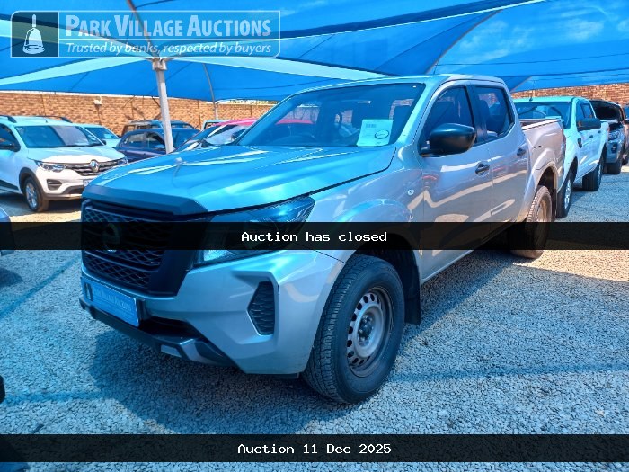 2021 NISSAN NAVARA 2.5DDTI SE AT DC PU (ODO : 157755)