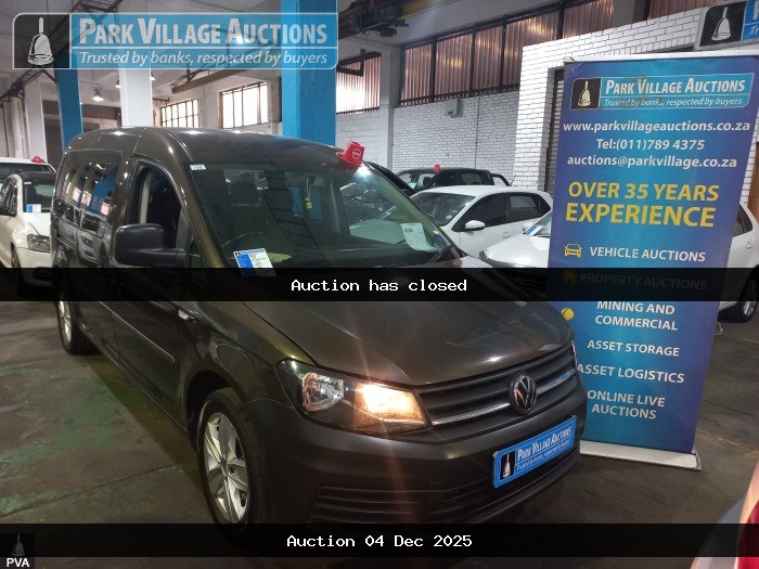 2018 VOLKSWAGEN CADDY4 MAXI CREWBUS 2.0 TDI (ODO : 176834)