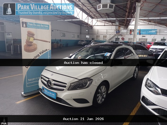 2015 MERCEDES BENZ A200 BE AT (ODO : 256209)