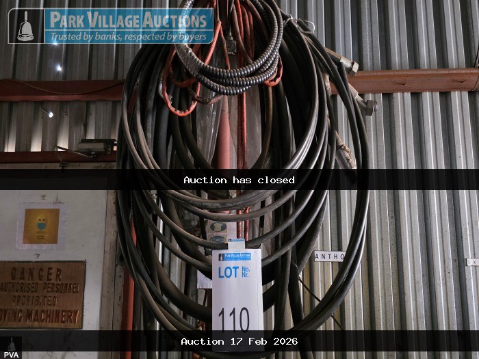 ASSORTED HYDRAULIC HOSES