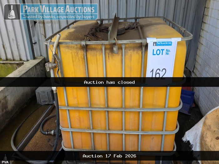 1 X 1000LTR FLOW BIN WITH FUEL NOZZLE AND PUMP