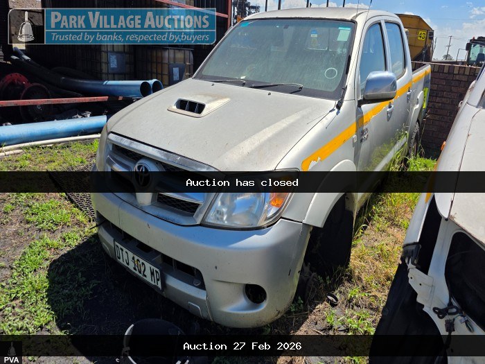 NO NATISTOYOTA HILUX 3.0 D-4D DOUBLE CAB LDV - REG DTJ102MP