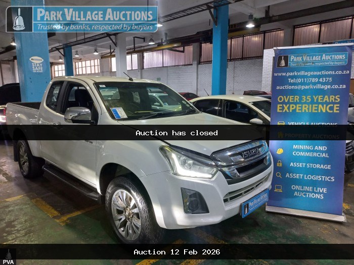 2021 ISUZU D-MAX 300 LX AT ECAB PU (ODO : 125811)