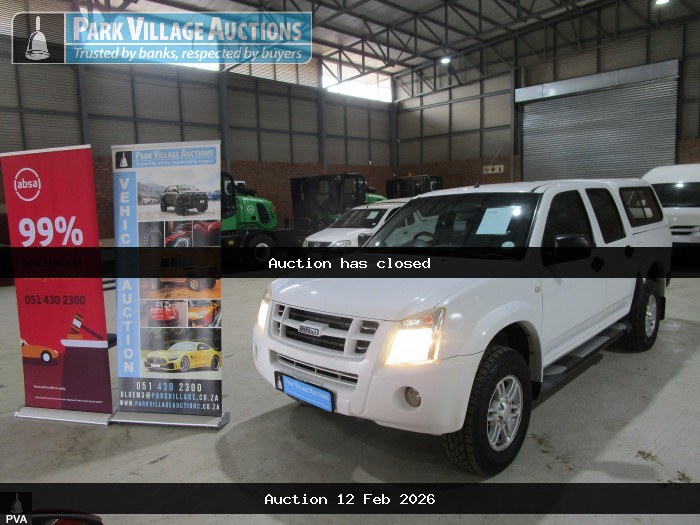 2012 ISUZU KB250 LE PU DC KB72 (ODO : 272987)