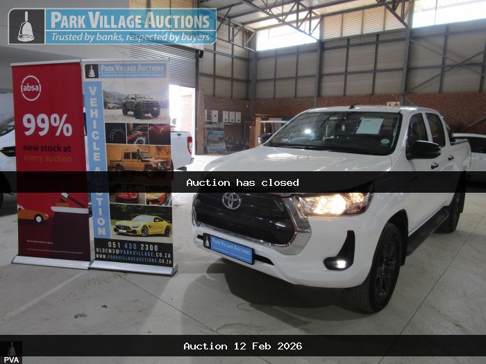 2023 TOYOTA HILUX 2.4 GD-6 RB RAIDER PU DC (ODO : 77799)
