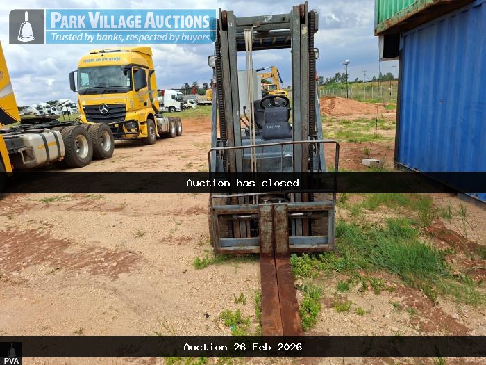NISSAN 2.5 TON FORKLIFT