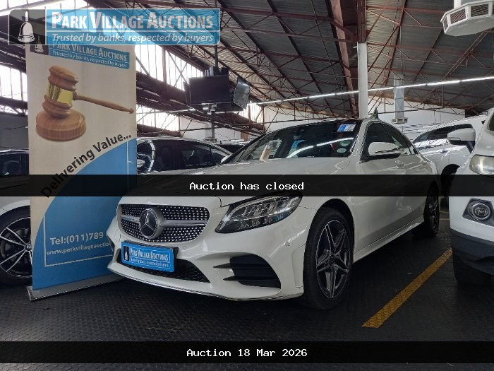 2018 MERCEDES BENZ C180 AMG LINE AT (ODO : 164231)