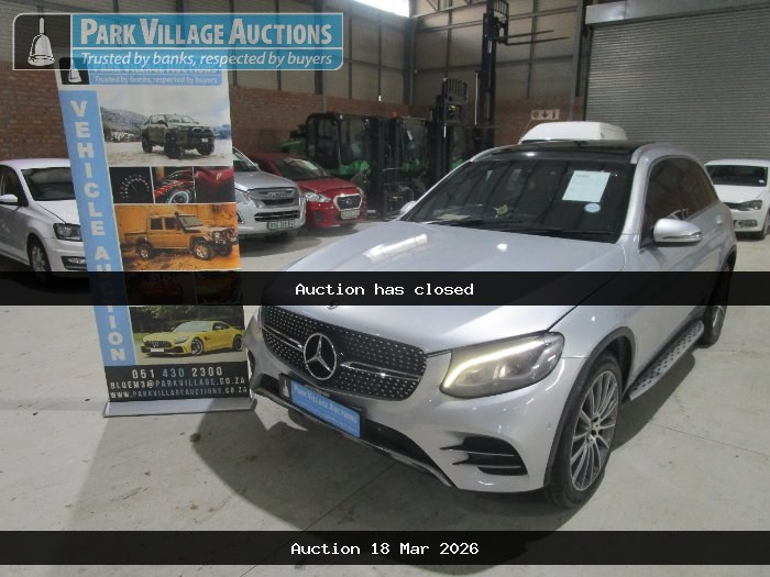 2017 MERCEDES MERCEDES-BENZ GLC 220D AMG (ODO : 157177)