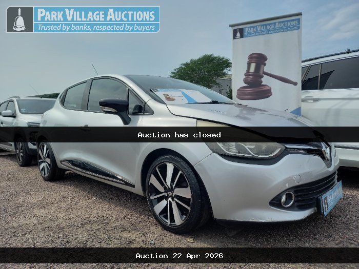 2015 RENAULT CLIO 900 T DYNAMIQUE 5DR (ODO : NIL)