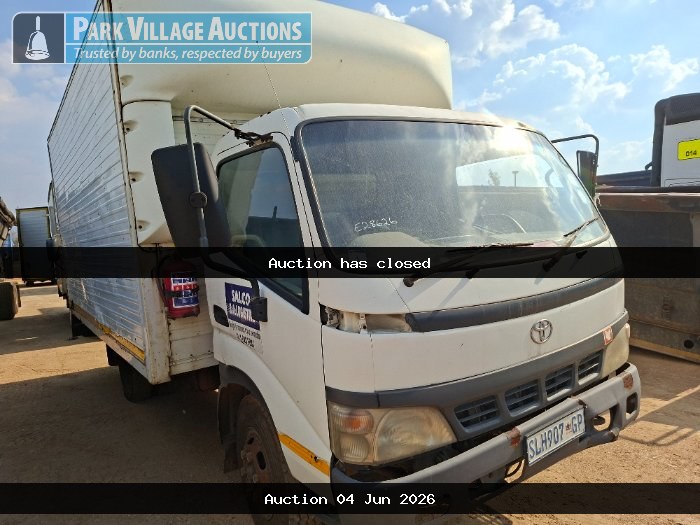 2005 TOYOTA DYNA 4-093 CLOSE BODY RIGID TRUCK