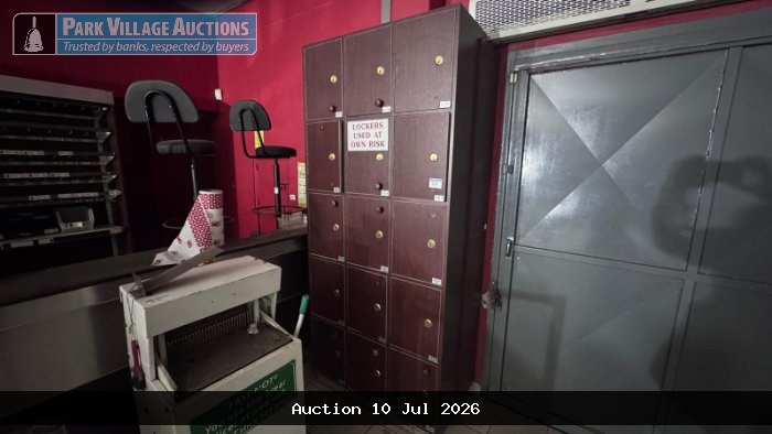 DARK VENEER 15-UNIT LOCKER CUPBOARD