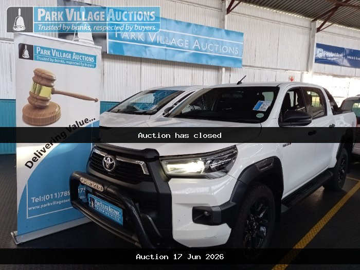 2021 TOYOTA HILUX 2.8 GD-6 RB LEGEND (ODO : 205297)