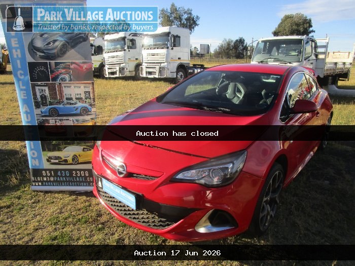 2013 OPEL ASTRA 2.0T OPC (ODO : 126324)