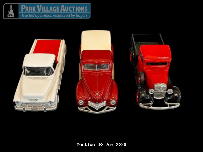 ERTL MODEL TRUCK, SOLIDO DODGE 1950, 1932 FORD MODEL