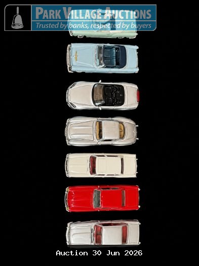 CORGI, COLLECTORS CLASSICS, VIIESSE & MAITSO COLLECTION OF ASSORTED DIE-CAST CLASSIC CONVERTIBLE AND SPORTS CARS IN VARIOUS COLOURS