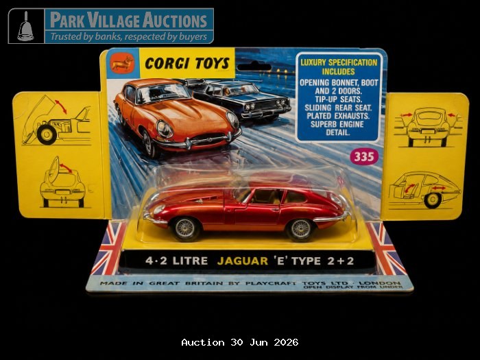 CORGI TOYS 4.2 LITRE JAGUAR E-TYPE 22 DIE-CAST MODEL CAR IN ORIGINAL DISPLAY PACKAGING.