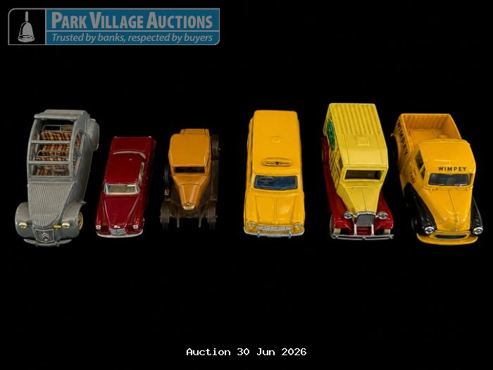 MODELS OF YESTERYEAR, DINKEY TOYS, VITESSE, DAYS GONE & CORGI COLLECTION OF ASSORTED VINTAGE DIE-CAST MODEL CARS AND TRUCKS, INCLUDING CITRON-STYLE VEHICLES AND YELLOW WIMPEY TRUCKS