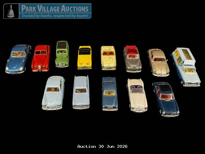 SOLIDO, CORGI TOYS, MATCHBOX SERIES & DINKEY TOYS COLLECTION OF ASSORTED VINTAGE DIE-CAST MODEL CARS