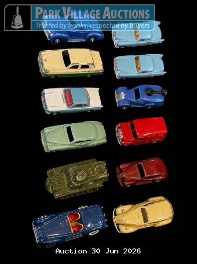 CORGI TOYS & DINKEY TOYS COLLECTION OF ASSORTED VINTAGE DIE-CAST MODEL CARS AND ARMOURED VEHICLE MODELS