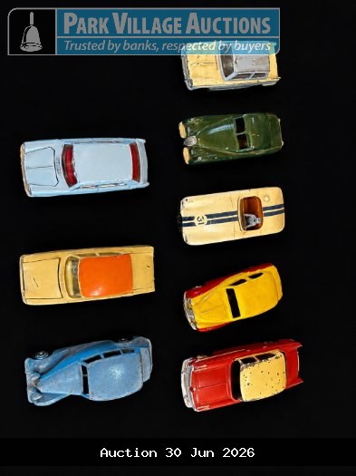 DINKEY TOYS & CORGI TOYS COLLECTION OF ASSORTED VINTAGE DIE-CAST MODEL CARS IN VARIOUS COLOURS, SHOWING VISIBLE AGE-RELATED PAINT WEAR