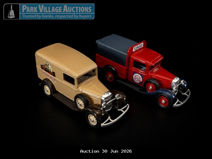 CREAM FORD 1932 HOBBYCAR MODEL, SCALE 1/43 & BLUE FORD 1932 HOBBYCAR MODEL, SCALE 1/43