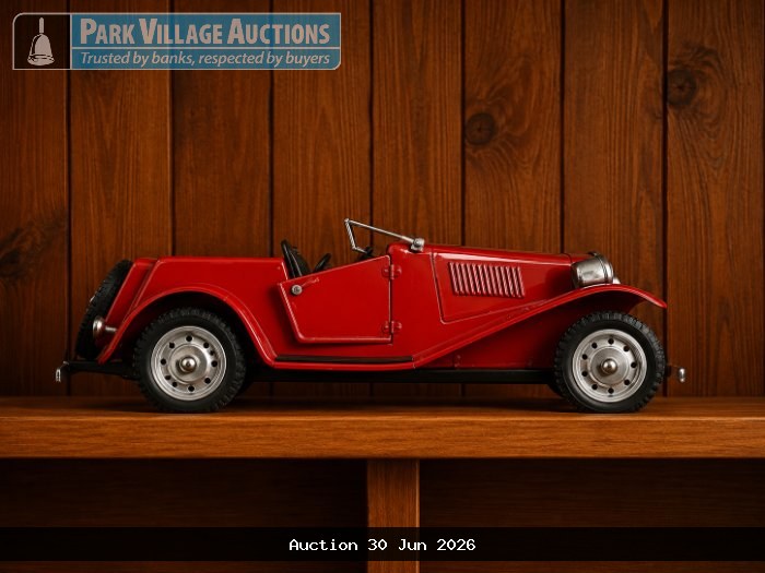 RED VINTAGE-STYLE DIE-CAST OPEN ROADSTER MODEL