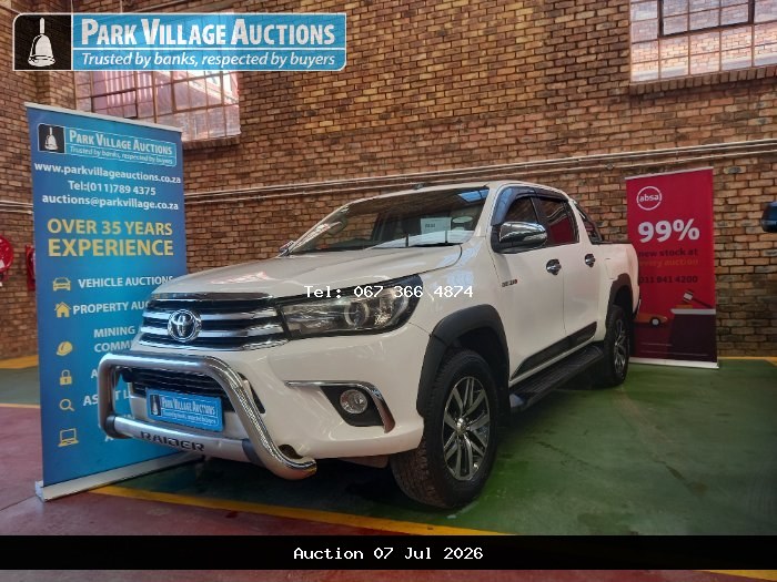 2017 TOYOTA HILUX 2.8 GD-6 RAIDER 4X4 PU DC (ODO : 200736)