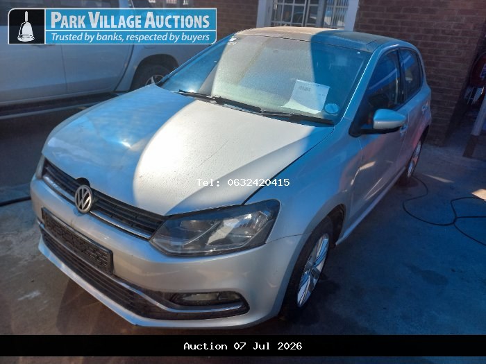 2015 VOLKSWAGEN POLO GP 1.2 TSI COMFORTLINE 66KW (ODO : 77404)