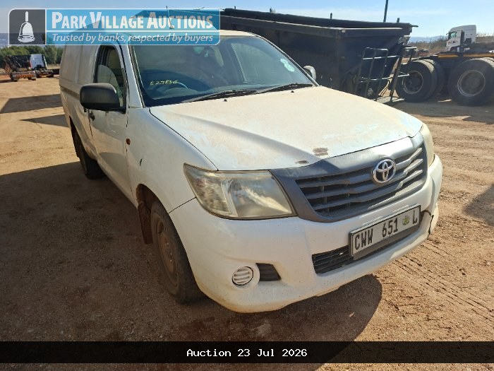 2013 TOYOTA HILUX SINGLE CAB LDV