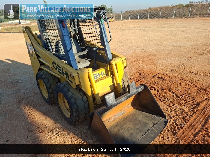 2011 GEHL 4240 SKIDSTEER