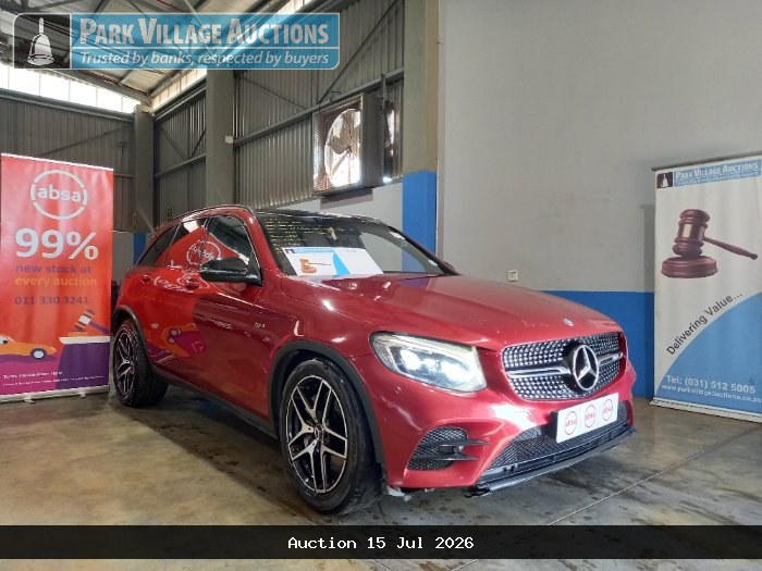 2017 MERCEDES AMG GLC 43 4MATIC (ODO : 200800)