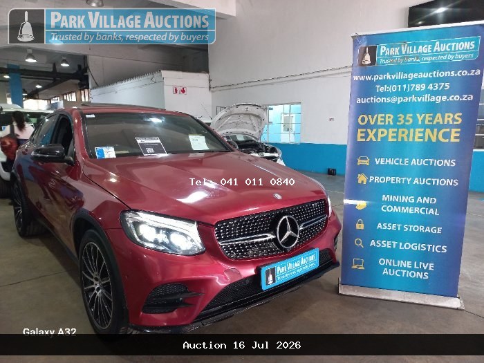 2017 MERCEDES-BENZ GLC COUPE 220D AMG (ODO : 124400)