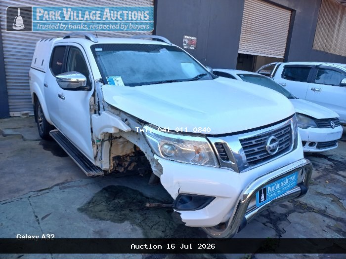 2017 NISSAN NAVARA 2.3D LE 4X4 AT PU DC (ODO : 170826)