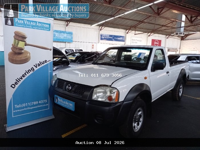 2015 NISSAN HARDBODY NP300 2.4I LWB 4X4 PU SC (ODO : 273890)