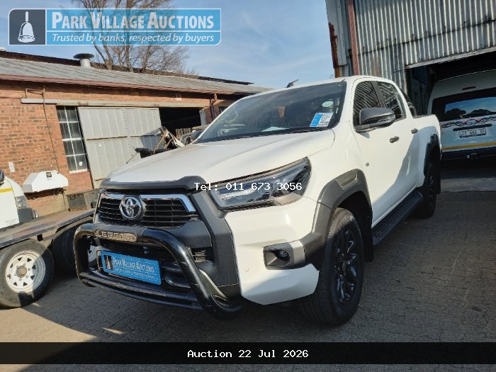 2021 TOYOTA HILUX 4.0 V6 LEGEND 4X4 AT PU DC (ODO : 70676)