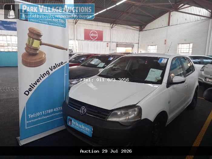 2016 VOLKSWAGEN POLO VIVO GP 1.4 TRENDLINE 5DR (ODO : 242066)